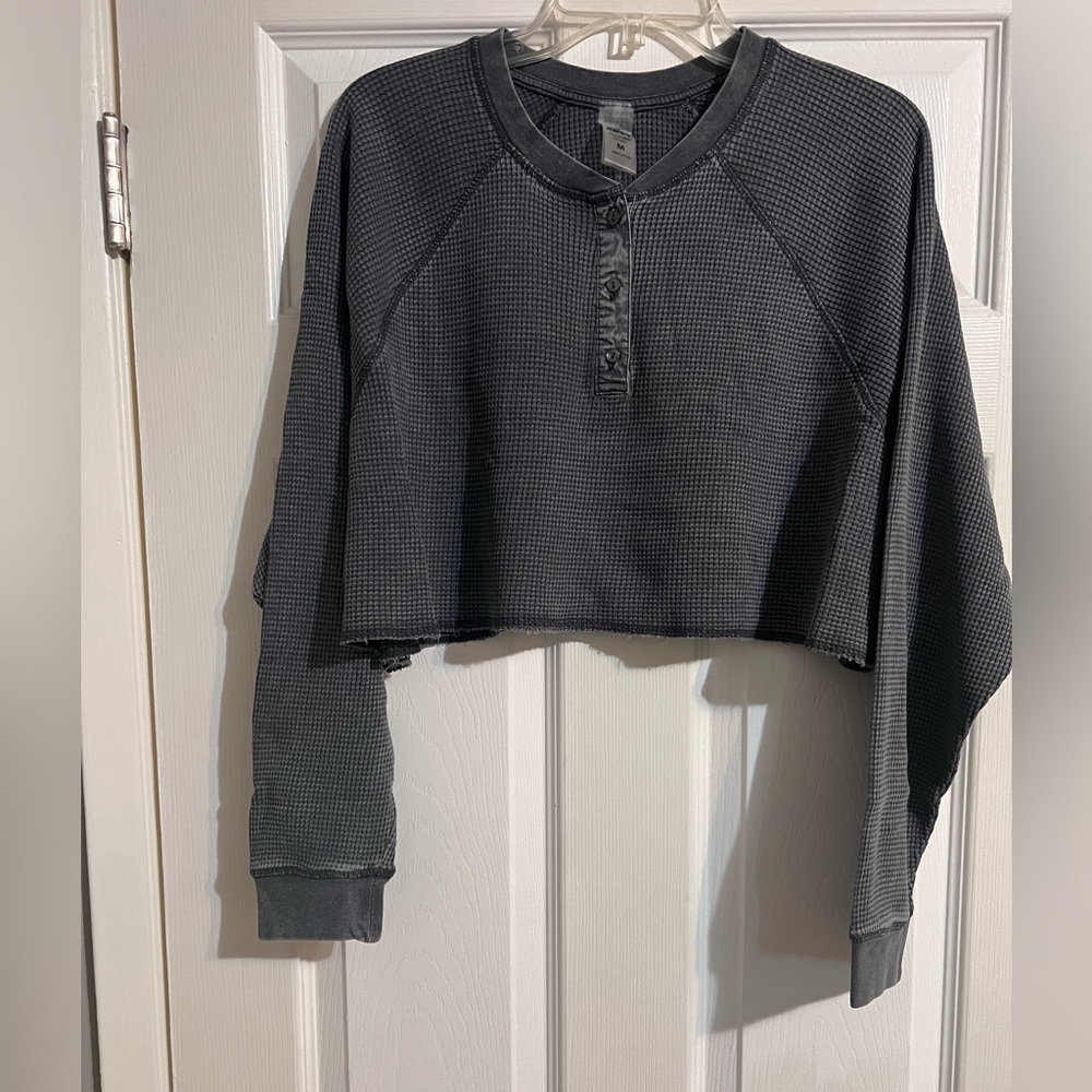 Mono B Dark Gray Waffle Knit Cropped Henley
